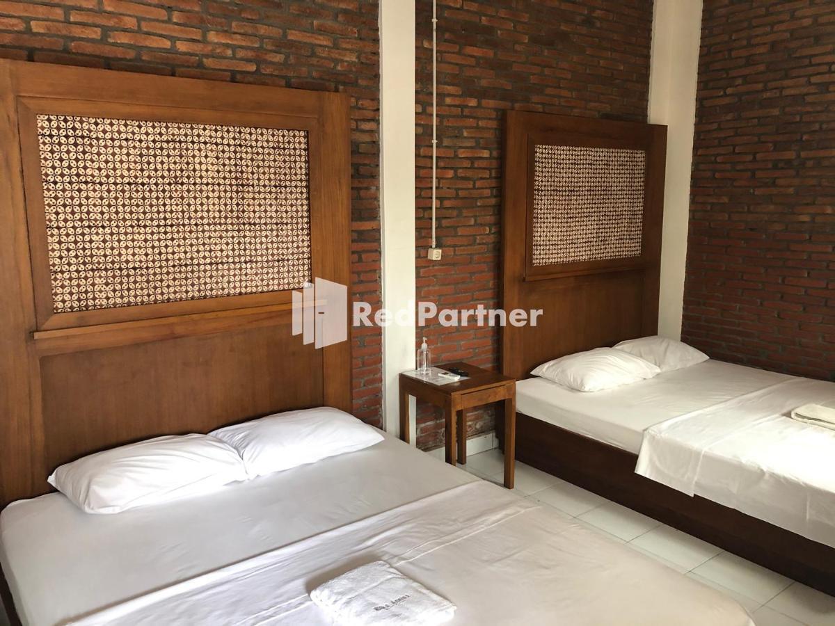 Rifka Annisa Guesthouse Syariah Redpartner Yogyakarta Eksteriør bilde